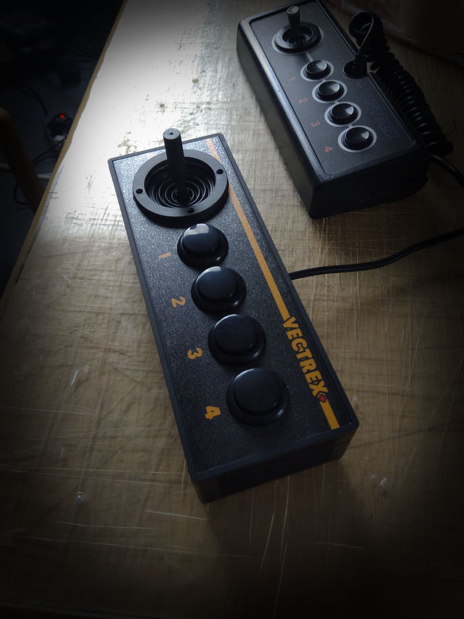 Der Vectrex Plus Controller | Norths